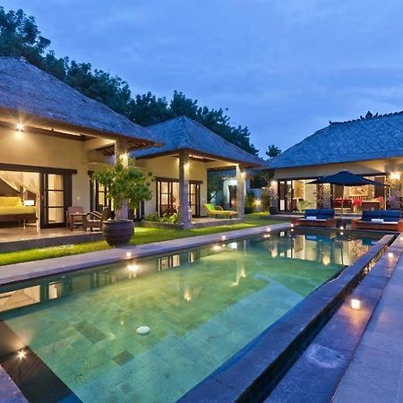 Villa Mahkota スミニャック エクステリア 写真