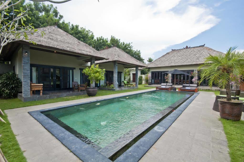 Villa Mahkota スミニャック エクステリア 写真